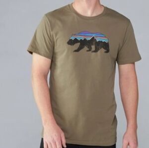 Patagonia Fitz Roy Bear Organic Cotton T-Shirt Men's Medium
